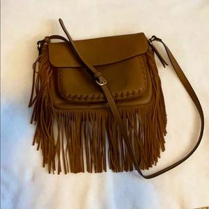 Women’s Crossbody Shoulder Bag with Fringe